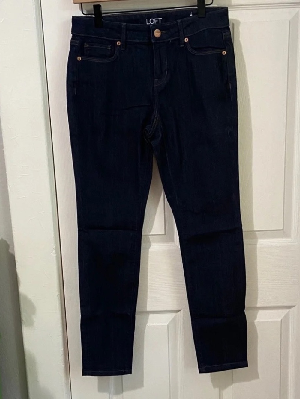 LOFT Size 4 Petite 4P Curvy Skinny jeans lot6426